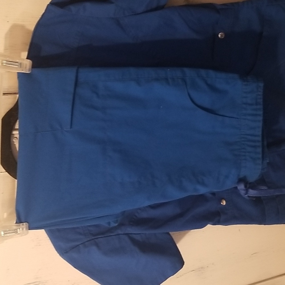 MedGear Scrub Set - Picture 3 of 5